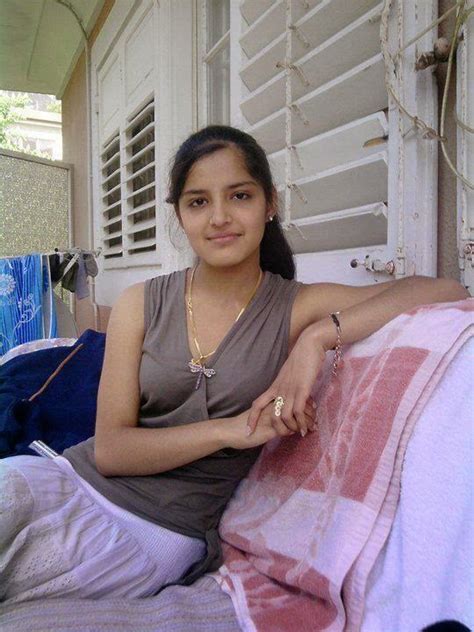 college ki girl ki chudai|Hard fucking of cute Indian college girl